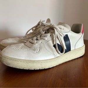 Men's V-10 Nautico Low-Top Leather Sneakers size 11 US